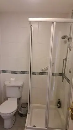 Deluxe Tek Büyük veya İki Ayrı Yataklı Oda, Banyolu/Duşlu