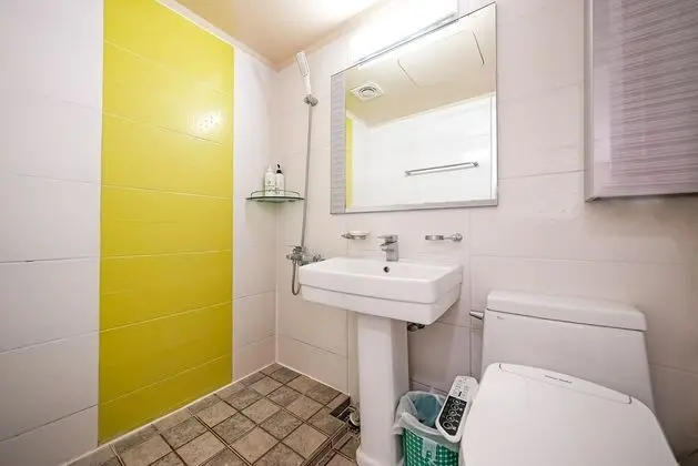 İki Ayrı Yataklı Oda, Dağ Manzaralı