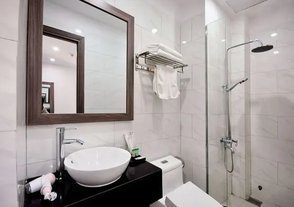 Standard Tek Büyük veya İki Ayrı Yataklı Oda, Özel Banyo