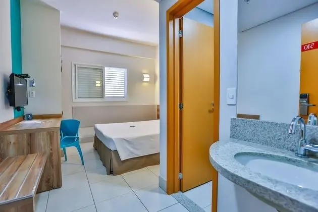 Standard Tek Büyük Yataklı Oda