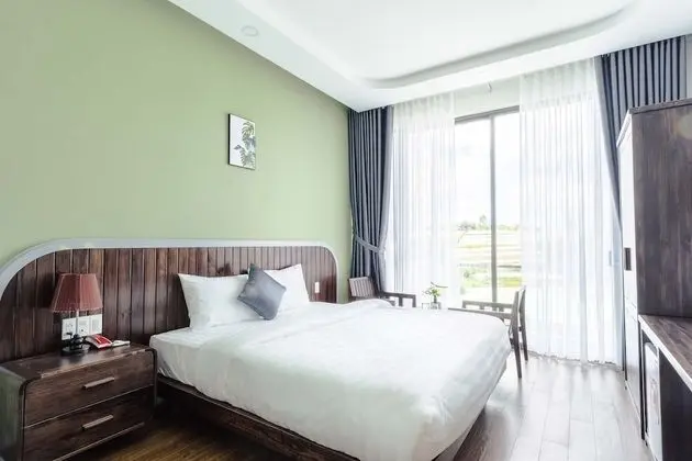 Deluxe Tek Büyük Yataklı Oda