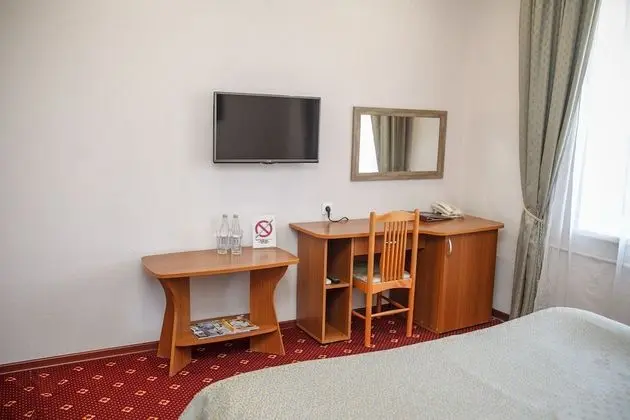 Standard Tek Büyük Yataklı Oda
