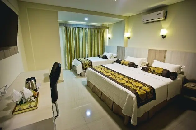 Deluxe Üç Kişilik Oda