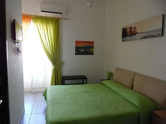 Tek Büyük Yataklı Oda