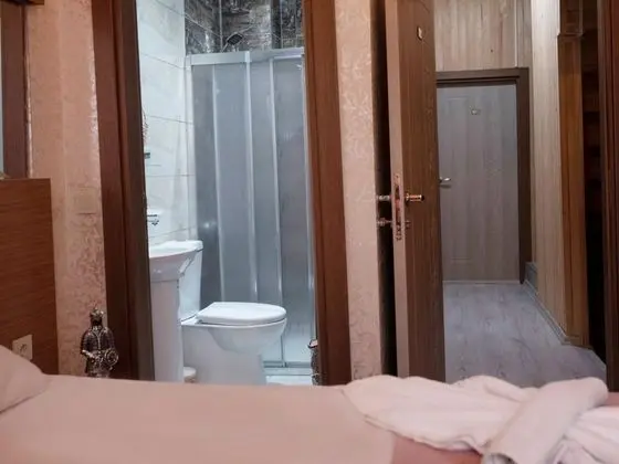 Standart Oda, Sokak Manzaralı