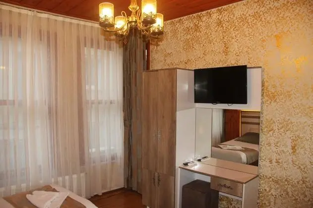 Standart Oda, Sokak Manzaralı
