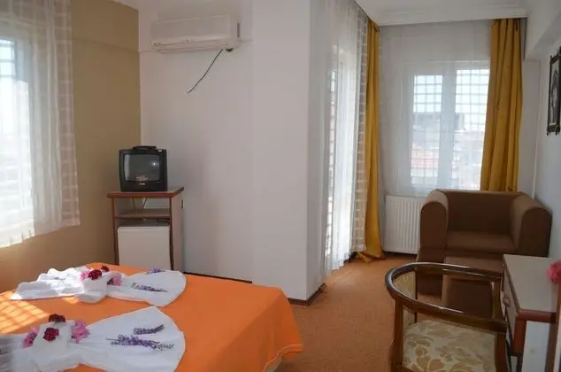 Economy Tek Büyük Yataklı Oda
