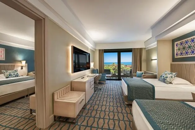 https://images.etstur.com/files/images/hotelImages/TR/50554/l/Club-Megasaray-Oda-349286.jpg