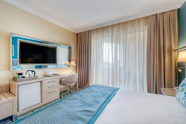 https://images.etstur.com/files/images/hotelImages/TR/50554/l/Club-Megasaray-Oda-349289.jpg