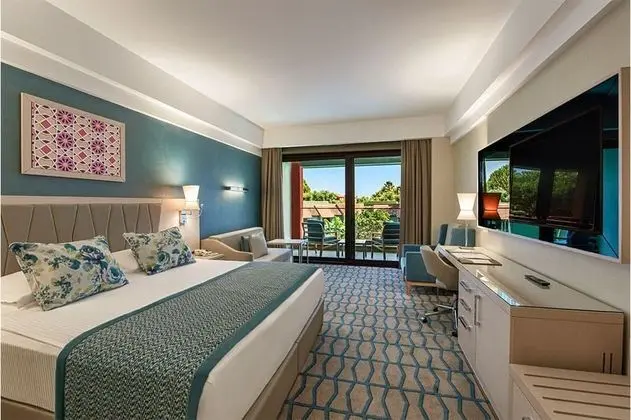 https://images.etstur.com/files/images/hotelImages/TR/50554/l/Club-Megasaray-Oda-357624.jpg