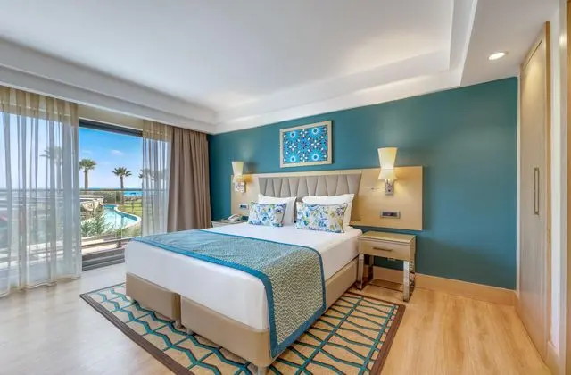 https://images.etstur.com/imgproxy/resize/2560x1440/files/images/hotelImages/etsrooms/414/Megasaray_Club_Belek_20250623152938_2.jpg