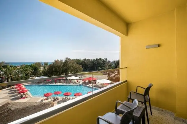 https://images.odamax.com/img/1024x768/odamax/image/upload/Megasaray_Resort_Side_202604131357227_MSRS_Junior_Family_Room_6.jpg