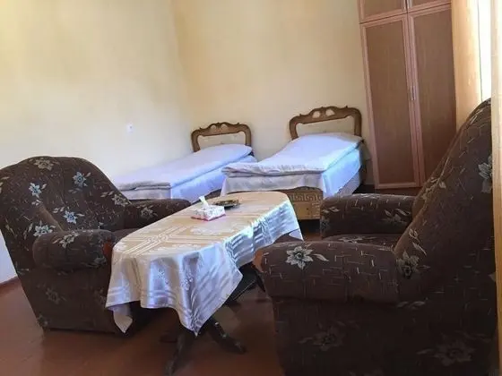 Üç Kişilik Oda