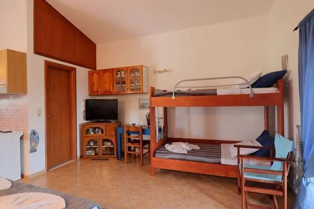 Stüdyo (1st floor)