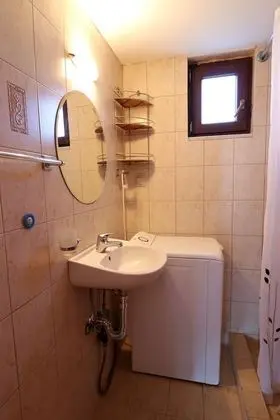 Stüdyo (1st floor)