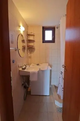 Stüdyo (1st floor)
