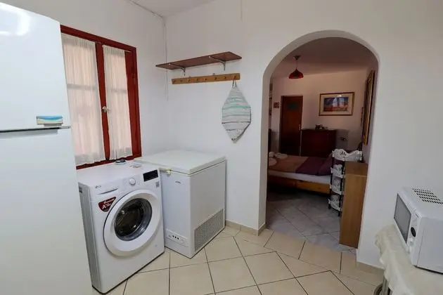 Stüdyo, Zemin Kat