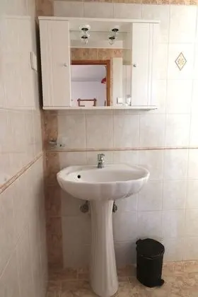 Stüdyo, Zemin Kat