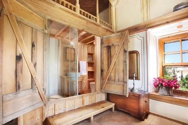 Mansion Room