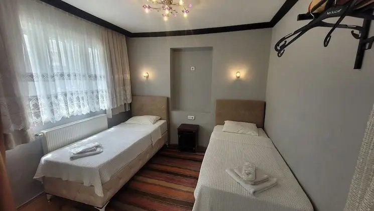Annex Apartment (Basement)