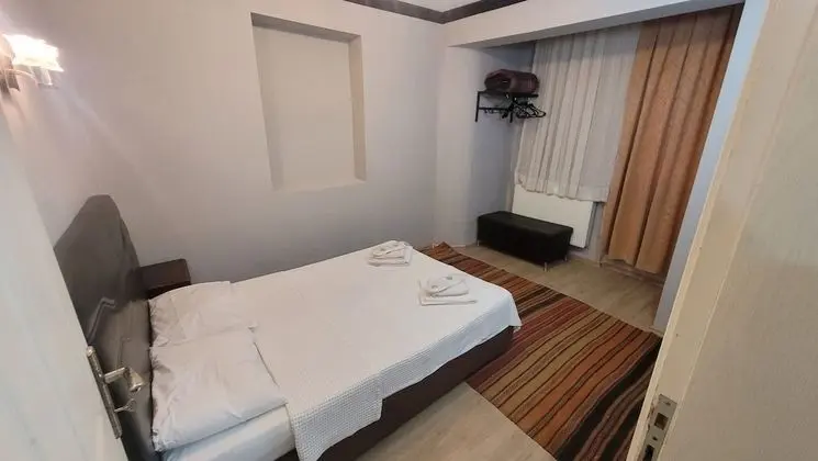 Annex Apartment (Basement)