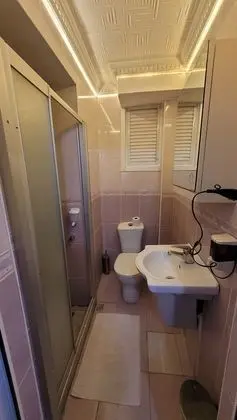 Annex Apartment (Basement)