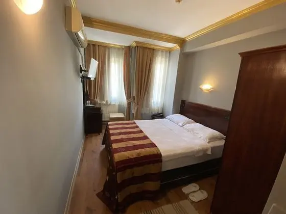 STANDARD SINGLE ROOM