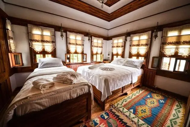 Deluxe Üç Kişilik Oda