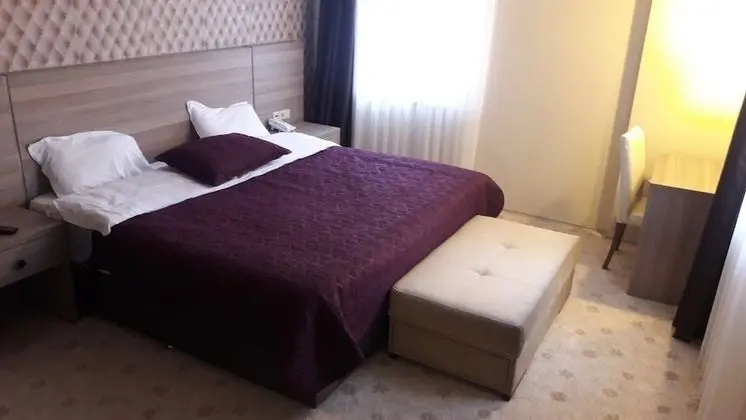 Elite Suite