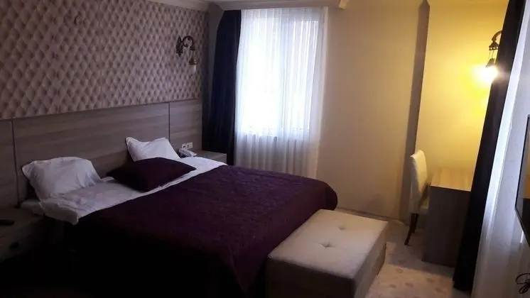 Elite Suite