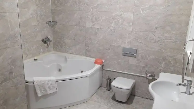 Elite Suite
