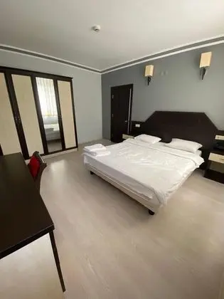 King Suite,Bahçe Manzaralı,Jakuzili (2 Kişilik)