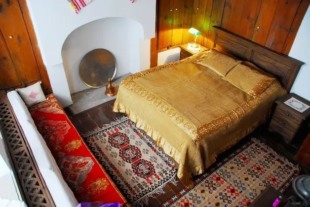 Traditional Oda, Ortak Banyo