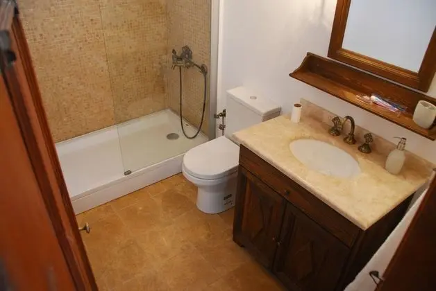 Traditional Oda, Ortak Banyo