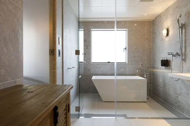 Çatı Katı Süiti (Penthouse) (Mei)