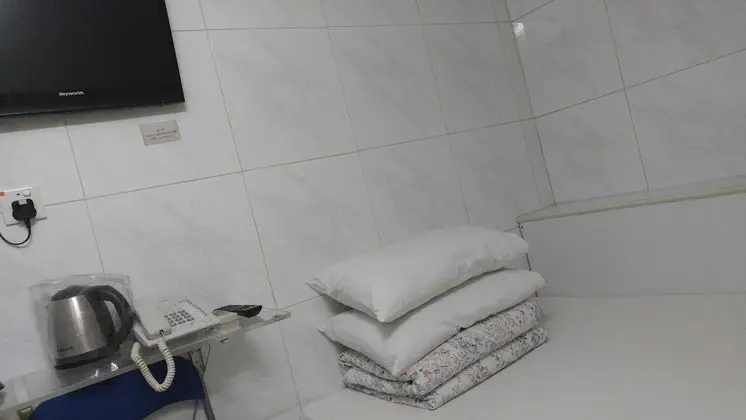 Economy Tek Büyük Yataklı Oda