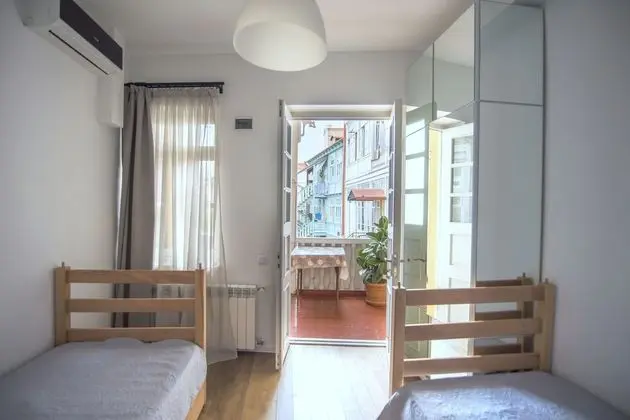 Design Tek Büyük Yataklı Oda