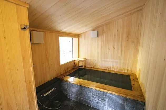 Traditional Oda, Sigara İçilmez, Ek Bina (Japanese-Western with OpenAir bath)