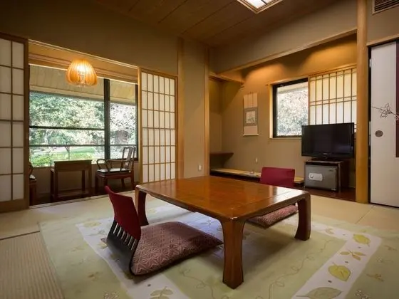 Traditional Oda, Sigara İçilmez (Japanese Western Room, Main Building)