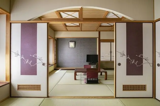 Traditional Oda, Sigara İçilmez (Japanese Western Room, Main Building)