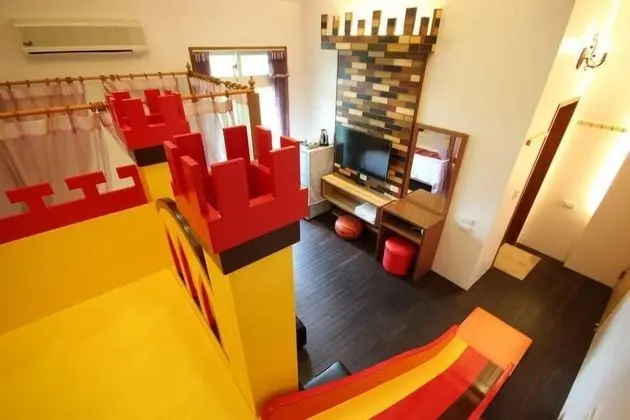 Deluxe Dört Kişilik Oda, Balkon