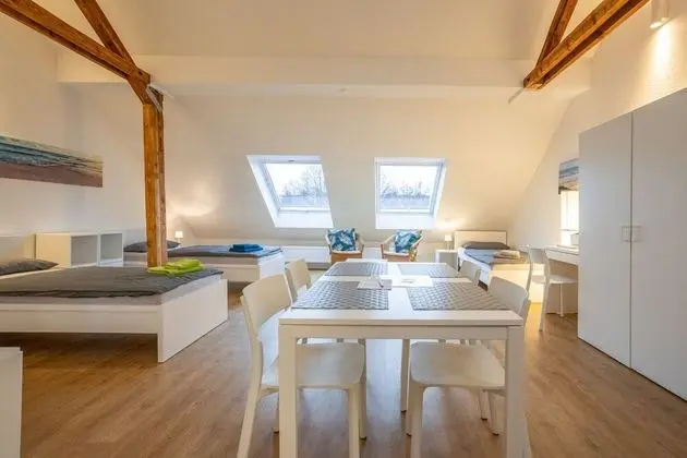 Stüdyo (Wohnung 1)