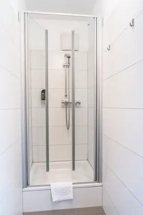 Single Ensuite