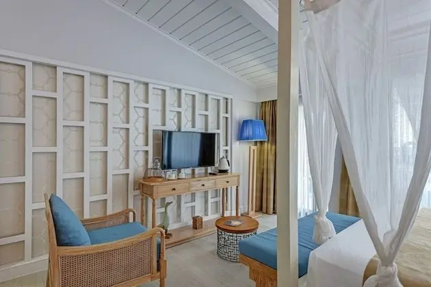 Deluxe Oda, Jakuzi, Kısmi Deniz Manzaralı