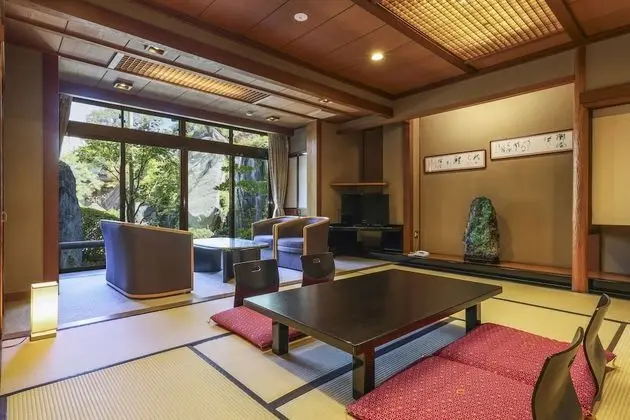 Traditional Oda, Bahçe Manzaralı (Standard Japanese Style)
