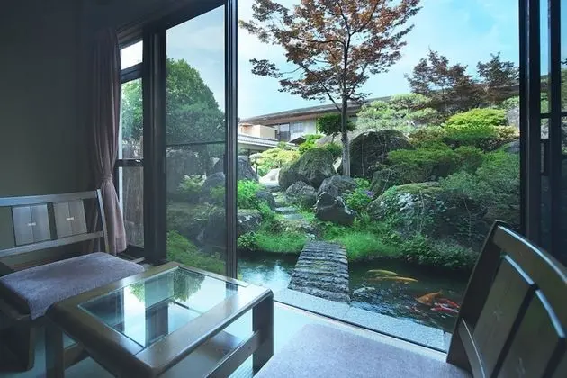 Traditional Oda (Standard Japanese Style)