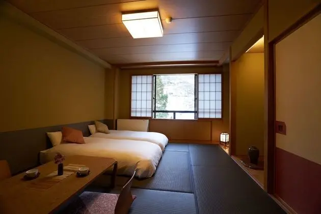 Oda (Club, with Shared Bathroom)