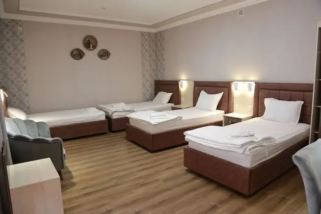 Deluxe Dört Kişilik Oda