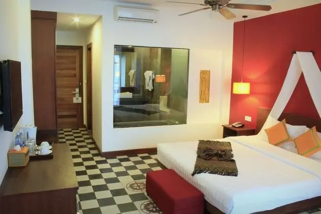 Deluxe Tek Büyük Yataklı Oda, Balkon