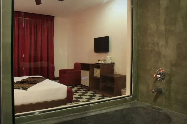 Deluxe Tek Büyük Yataklı Oda, Balkon